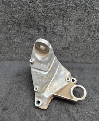 Audi A4 S4 B5 8D Gearbox mounting bracket 8D0399114S 8D0399108R