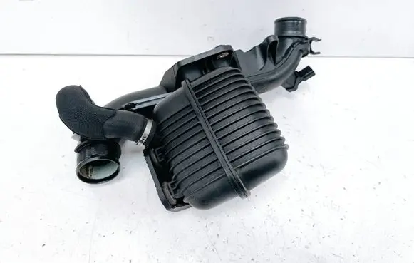 Audi Q5 SQ5 Intake resonator 8K0129955A 8K0145832B