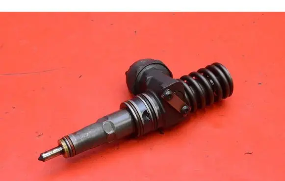 Volkswagen Transporter - Caravelle T5 Fuel injector 038130073AG