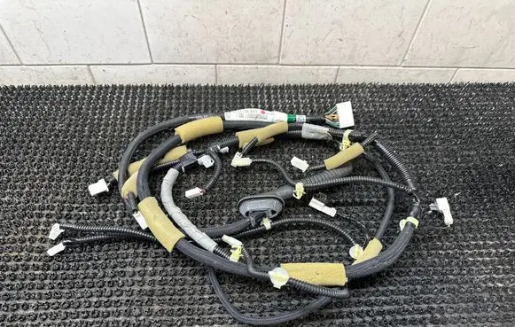 Dodge Durango III Tailgate/trunk wiring harness 32109T5A9803