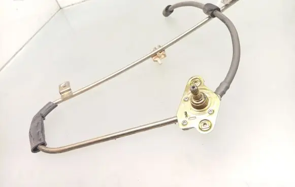 Lancia Dedra Rear door manual window regulator B780