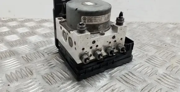 Skoda Superb B8 (3V) ABS Pump 5Q0614517CT