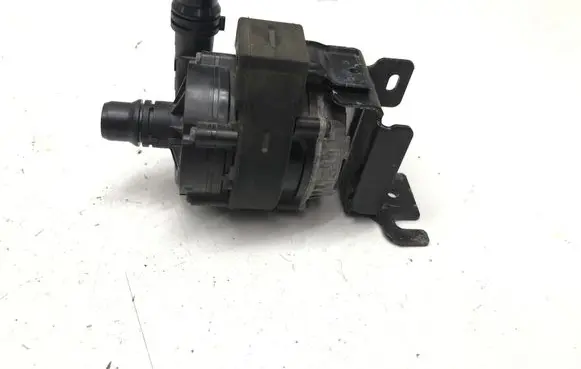 Citroen C5 X Electric auxiliary coolant/water pump 9823813480