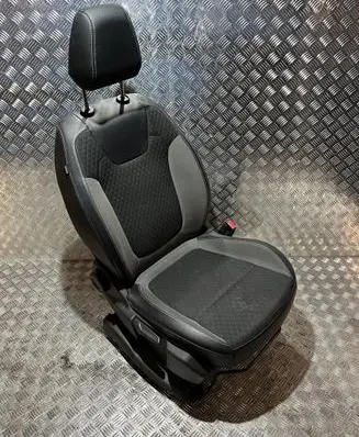 Opel Grandland X Front passenger seat DG24688