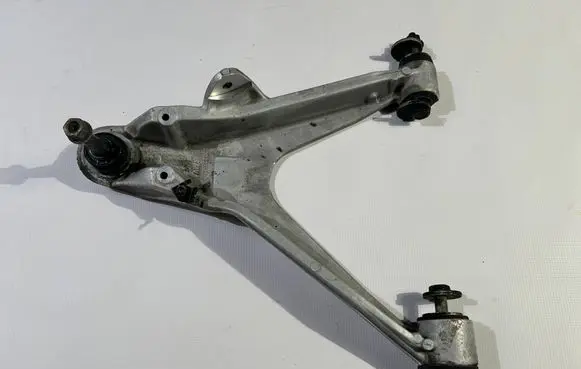 Chevrolet Corvette C5 Front lower control arm/wishbone 10233659