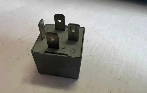 Volkswagen Sharan Other relay 141951253B