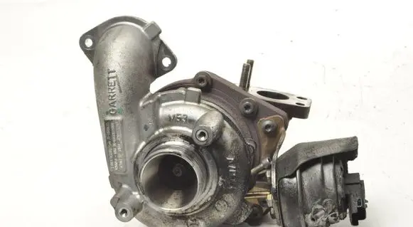 Volvo V40 Turbo 9686120680