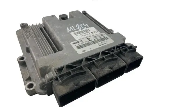 Renault Clio IV Engine control unit/module 237102747R 0281019325