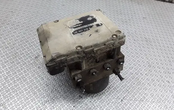 Volkswagen Golf IV ABS Pump 1J0907379G