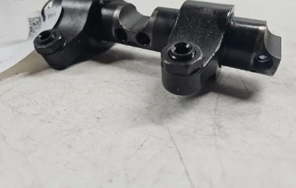 Seat Leon (1P) Camshaft 038443H