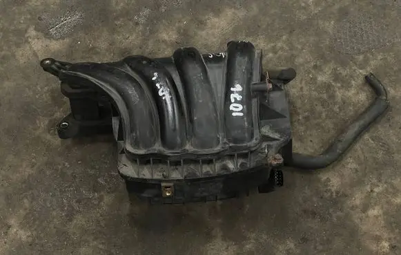 KIA Ceed Intake manifold