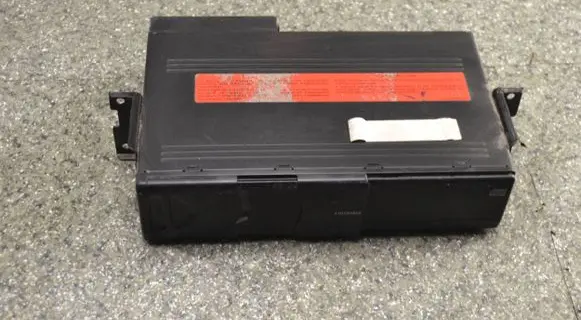 BMW 3 E46 CD/DVD changer 65126913389