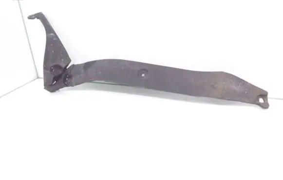 Audi A8 S8 D4 4H Fender foam support/seal 4H0821111B