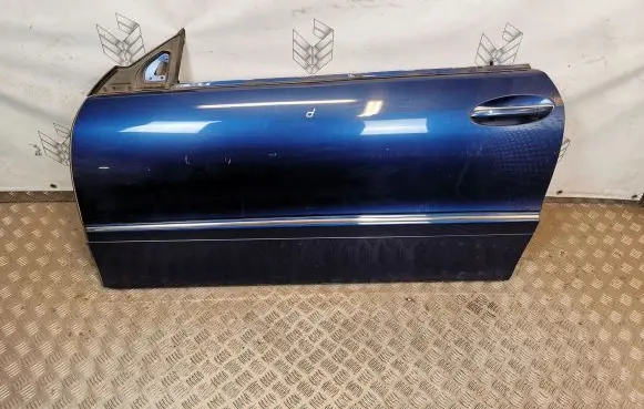 Mercedes-Benz CLK A209 C209 Front door