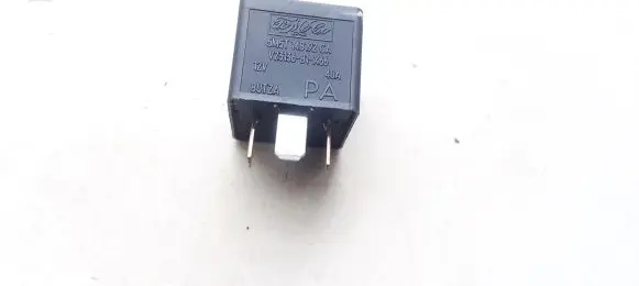 Land Rover Discovery 3 - LR3 Other relay 5m5t14b192ca v23136-b1-x66