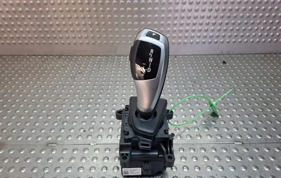 BMW 3 F30 F35 F31 Gear shifter/selector S18031765 9296896
