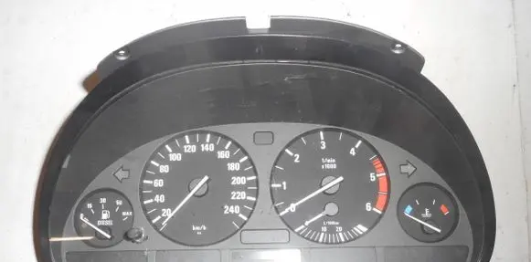 BMW 5 E39 Speedometer (instrument cluster) 6907019