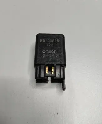 Mitsubishi Pajero Other relay MB183865 0434D
