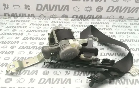Subaru Outback Front seatbelt 7Q8050P