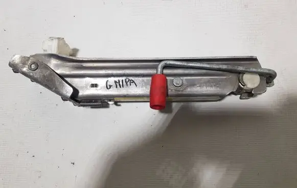 Audi TT Mk1 Lift Jack 8N0011031BGGGT 8N0011031B