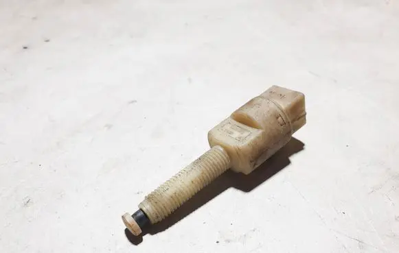 Audi A6 S6 C4 4A Brake pedal sensor switch 4A0945515A
