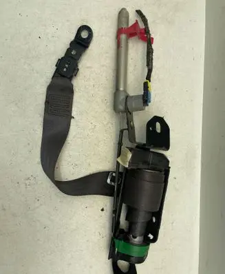 Volvo V70 Front seatbelt 570654200G