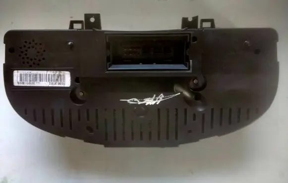 Volkswagen Touran I Speedometer (instrument cluster) 1K0920860E V1220100 VWZ7Z0C8136509