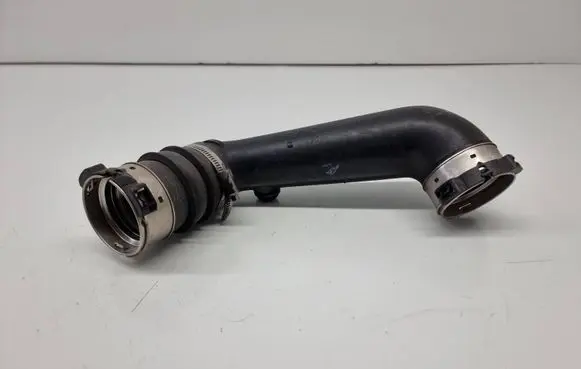 Land Rover Range Rover Sport L494 Intercooler hose/pipe JPLA6F073