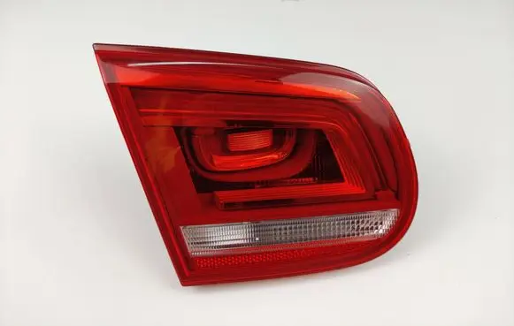 Volkswagen Eos Tailgate rear/tail lights 2TZ01069803