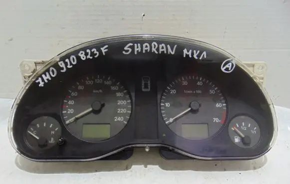 Volkswagen Sharan Speedometer (instrument cluster) 7M0920823F
