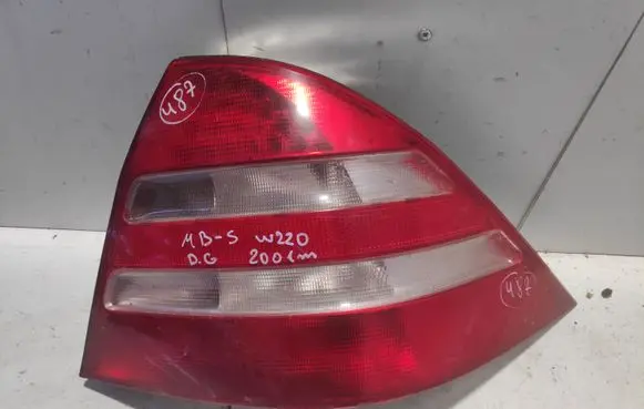 Mercedes-Benz S W220 Rear/tail lights A2208200264