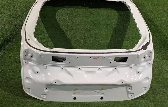 Toyota C-HR I Truck tailgate 