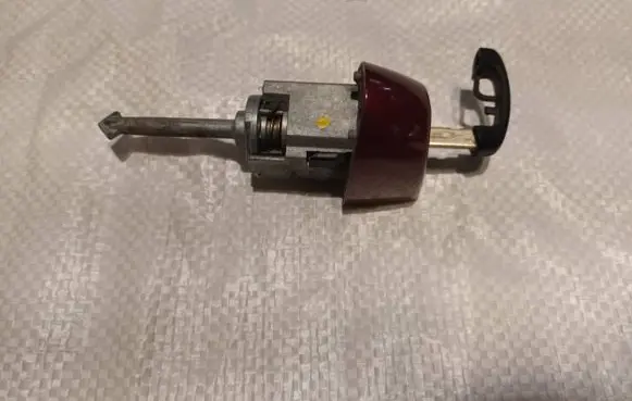 BMW X3 F25 Coupe door lock (next to the handle) 