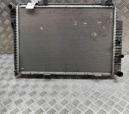 Mercedes-Benz SLK R170 Coolant radiator A2055003103