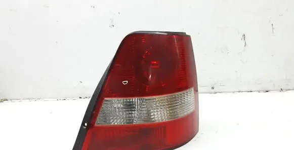 KIA Sorento Rear/tail lights E138362