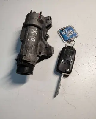 Volkswagen Multivan T5 Ignition lock 4B0905851C