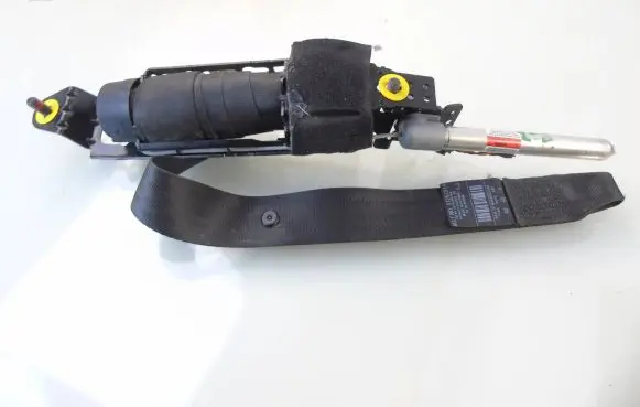 Volvo C30 Front seatbelt 31267314