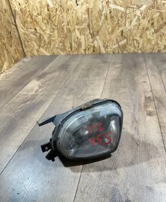 Mercedes-Benz E W211 Front fog light