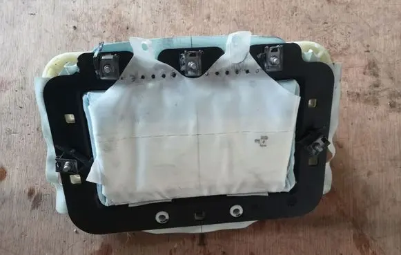 Renault Megane III Passenger airbag 985250006R