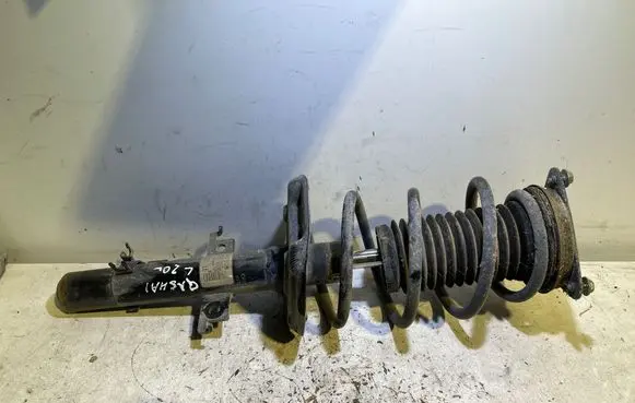 Nissan Qashqai Front shock absorber/damper 54303HV01A 19923B 1A19256B