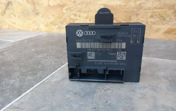Audi A4 S4 B8 8K Door control unit/module 8K0959795C