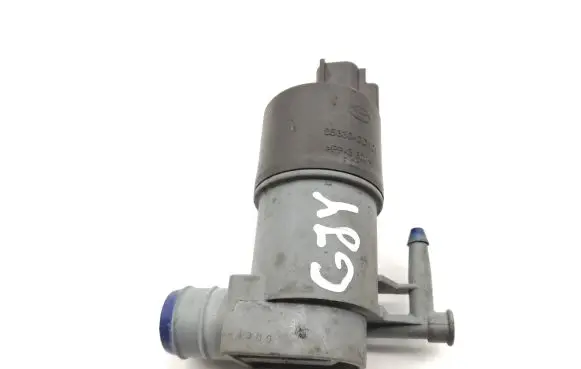 Toyota Yaris Windscreen/windshield washer pump 853300D121
