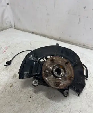 Lexus ES 250 - 300 - 330 Front wheel hub spindle knuckle F25L