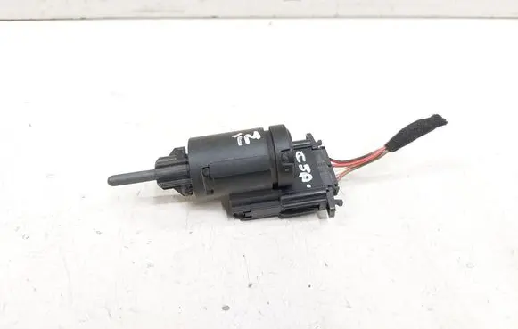Audi A6 S6 C6 4F Brake pedal sensor switch 3B0945511A 19322007