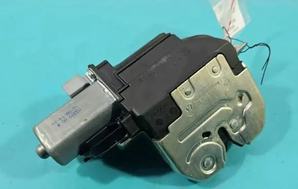 Seat Alhambra (Mk2) Tailgate/trunk/boot lock/catch/latch 7P0827505K IMPRK1392822