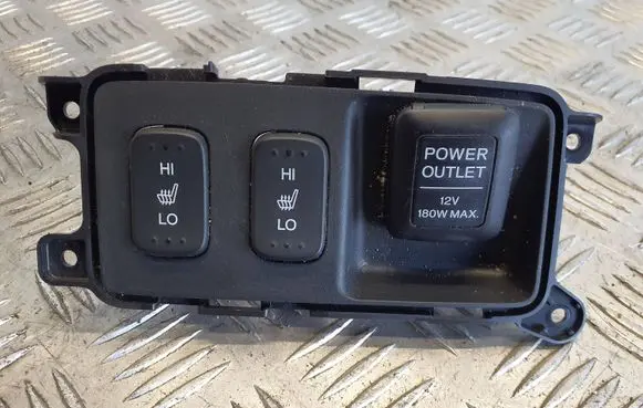 Honda CR-V Seat heating switch