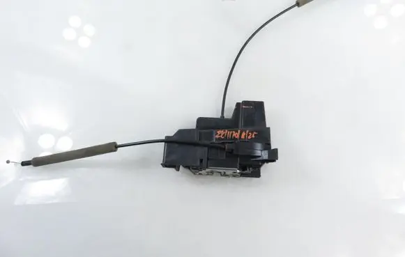 Opel Movano B Front door lock 