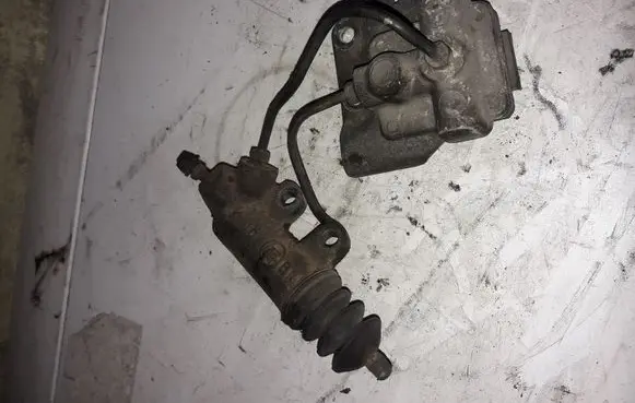 Toyota Corolla E120 E130 Clutch master cylinder