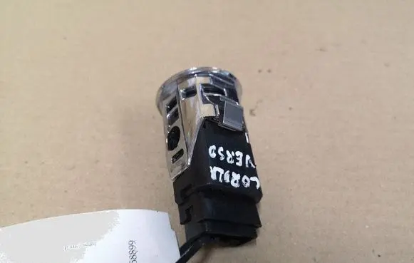 Toyota Corolla Verso AR10 Engine start stop button switch 15A710 6842175B