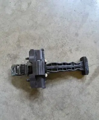 BMW 2 F44 Front door check strap stopper 